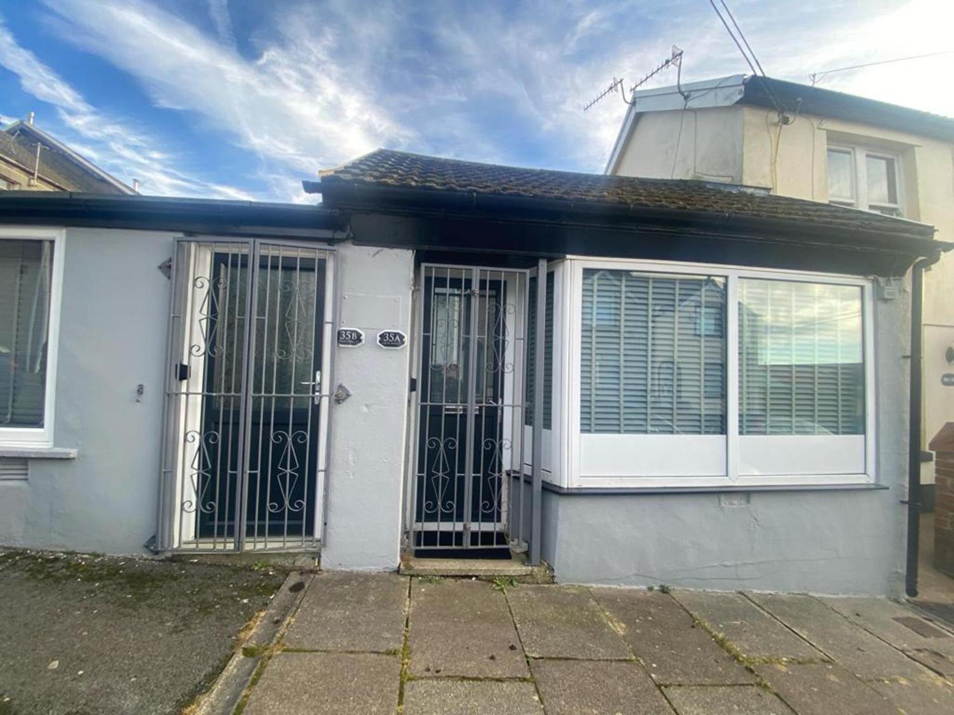 Beautiful 3-Bed Apartment In Merthyr Tydfil Eksteriør bilde